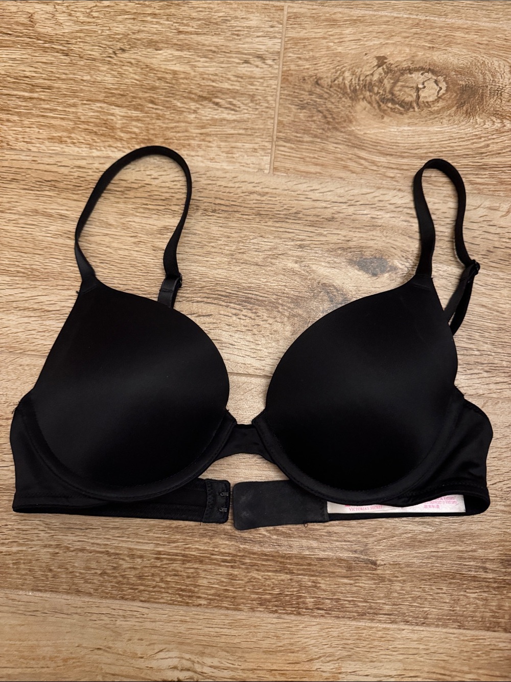 PINK Victoria’s Secret Black Padded Bra 32B
